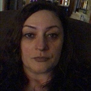 Meet your Posher, Roseann